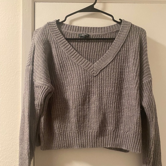 Gray Vneck Sweater - Picture 1 of 1
